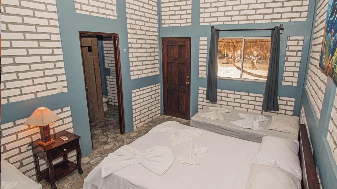 The Barrel Hostel 포포요 외부 사진